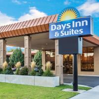 Days Inn & Suites by Wyndham Logan, hotel near Logan Cache Airport - LGU, Logan