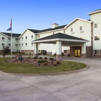 Days Inn & Suites by Wyndham Columbus NE, hotel near Karl Stefan Memorial Airport - OFK, Columbus