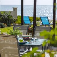 Meneou Beachfront Villa, hotel a Meneou