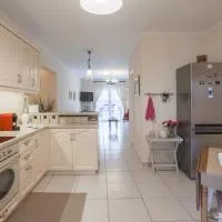 Athens charming flat 10 min away from Acropolis by metro