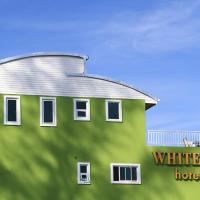 White Cat Hotel, отель в городе Кхаулак