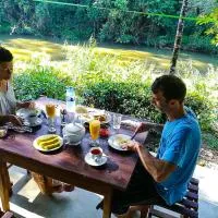 Sinharaja Vini Villa, hotell i Deniyaya