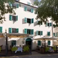 Boutique Hotel Vela Vrata, готель у місті Бузет