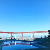Bzommar Palace Hotel, hotel a Harisa