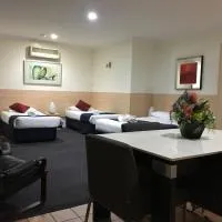 Lakeview Motor Inn โรงแรมในเบลมอนต์