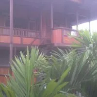 Sunset Guest House & Bar, hotel sa Bunaken