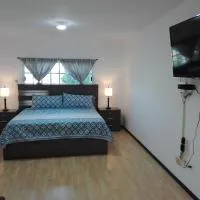 MV Suites Suc. Capilla, hotel i Monterrey