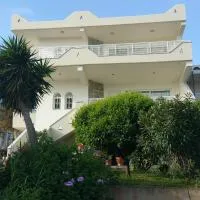 Villa Bianca, khách sạn ở Káto Pitsá
