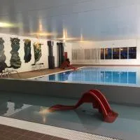 Vesterland Feriepark - Hotel, Cabins and Apartments: Sogndal şehrinde bir otel