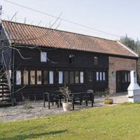 The Coach House, hotel in Little Barningham