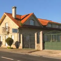 Casa rural agro da moa, хотел в As Mirans