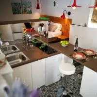 Cres Studio Till Apartment، فندق في كريس