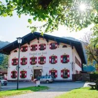Posthotel Sachrang – hotel w mieście Aschau im Chiemgau