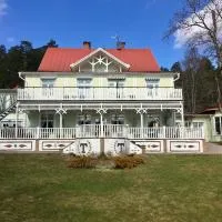 Hotell Torpa Pensionat - Sweden Hotels, hotelli Södertäljessä