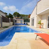 Bonita casa con piscina y jacuzzy. La Baraka, hotel in San Miguel de Fluviá