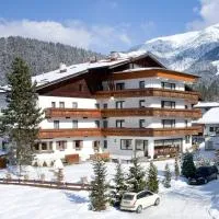 Hotel Schönegg – hotel w mieście Seefeld in Tirol