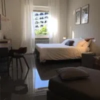 Suite Vogue Stazione, ξενοδοχείο σε Voghera