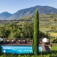 Hotel Weingut Innerleiterhof, khách sạn ở Schenna