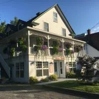 Suites North Hatley – hotel w mieście North Hatley