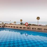 Ilunion Fuengirola، فندق في Los Boliches Beach، فوينخيرولا