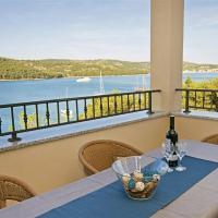 Apartment Obratov, hotel u gradu Tisno