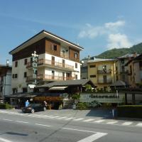 Albergo Nazionale, hotel v destinaci Vernante