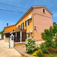 Apartment Mario 1622, hotel cerca de Aeropuerto de Pula - PUY, Valtura