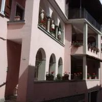 Casa Zia Adry, hotel en Zone