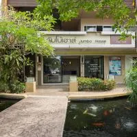Jumbo House, hotel u gradu 'Tha Sae'
