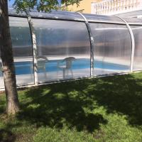 Casa Rivas con piscina abierta todo el año