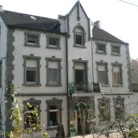 Hotel Bergische Schweiz، فندق في فلبرت
