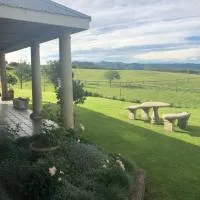 Thyme Out Weltevreden Farm, hotel di Curryʼs Post