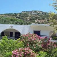 Georgia Studios, hotel i Fournoi Korseon