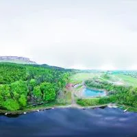 Waterfall Caves، فندق في ليمافادي