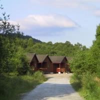 The Little Houses, hotel in Roybridge