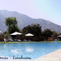 Hotel Vallehermoso Lunahuana, hotel u gradu Lunahuana