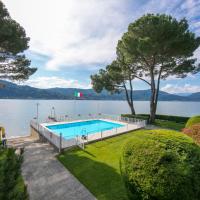 Residenza Ludovica by the lake, hotel ad Angera
