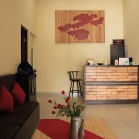 dric's House, hotel poblíž H.A.S. Hanandjoeddin Airport - TJQ, Tanjung Pandan