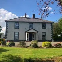 Old Parochial House, hotel in Dundalk