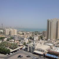 Marina Royal Hotel Suites, hotell i Kuwait