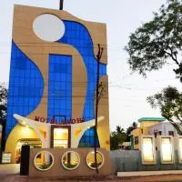Hotel Aadhi, hotel di Mayiladuthurai