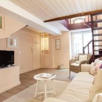 Elegant and spacious apartment in Old Antibes