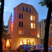 Vesta Hotel, hotel Montanában