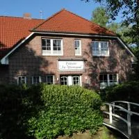 Pension Am Wiesengrund, hotel en Detern