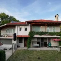 Guest House Bojana, hotel a Troyan