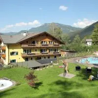 Residence St Konstantin, hotel em Fiè