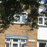 simply guesthouse, hotel in Abbey Wood, London