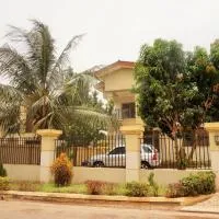 Sandpark Place, West Hills, מלון באקרה