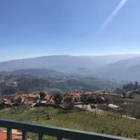 Douro vineyards and Mountains, Hotel in Urgueira