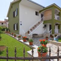 Apartments Sergggo - Top location 5minute walk Beach, Strand, Spiaggia, hotel en Spadici, Poreč-Parenzo